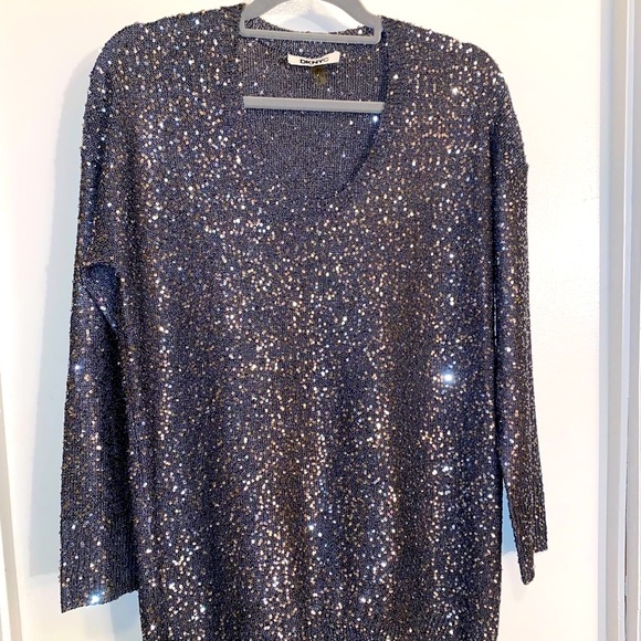 DKNYC- Sequin Long Sleeved Metallic - Picture 3 of 4